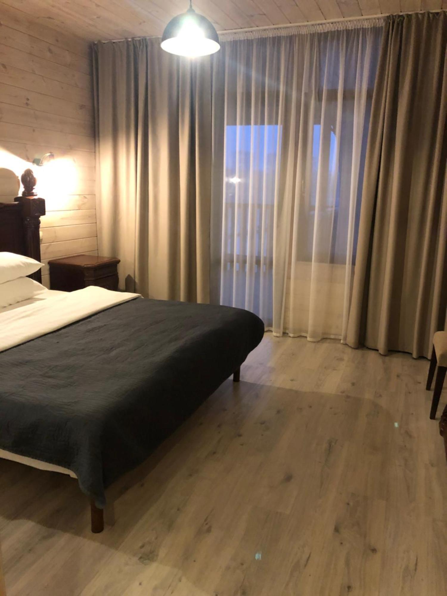 Hotel Fregat Kiev Ngoại thất bức ảnh