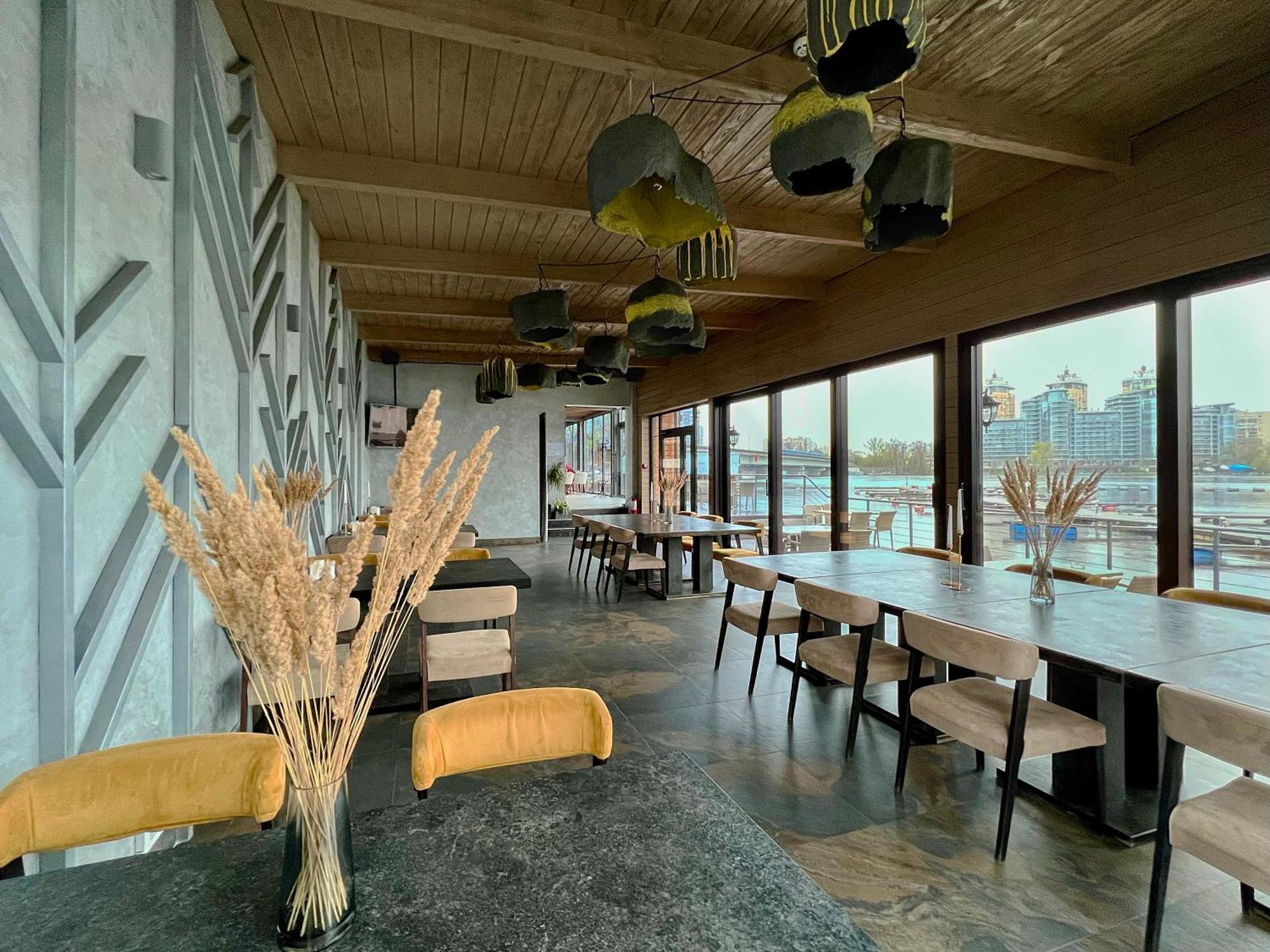 Hotel Fregat Kiev Ngoại thất bức ảnh